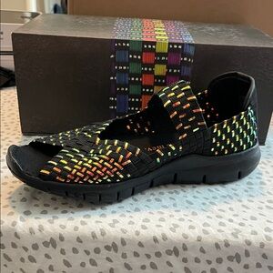 Bernie Mev Comfi black plasma Colorful Woven Women’s Shoe size 36